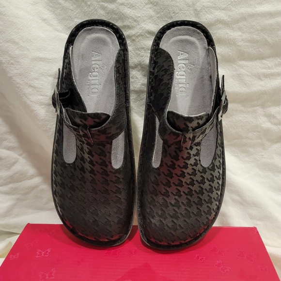 Alegria Classic - Houndstooth Maxi clogs - women's size 38 - Picture 9 of 16